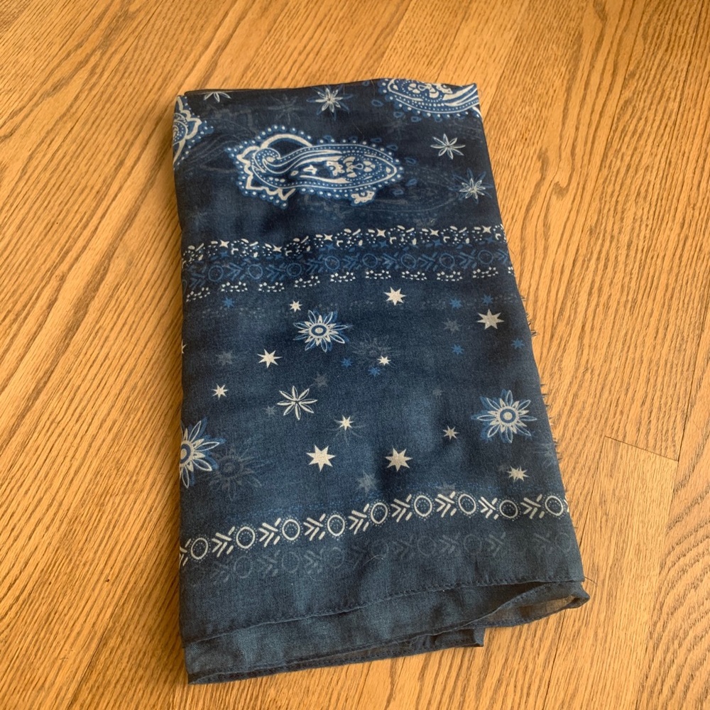 Patterned Scarf